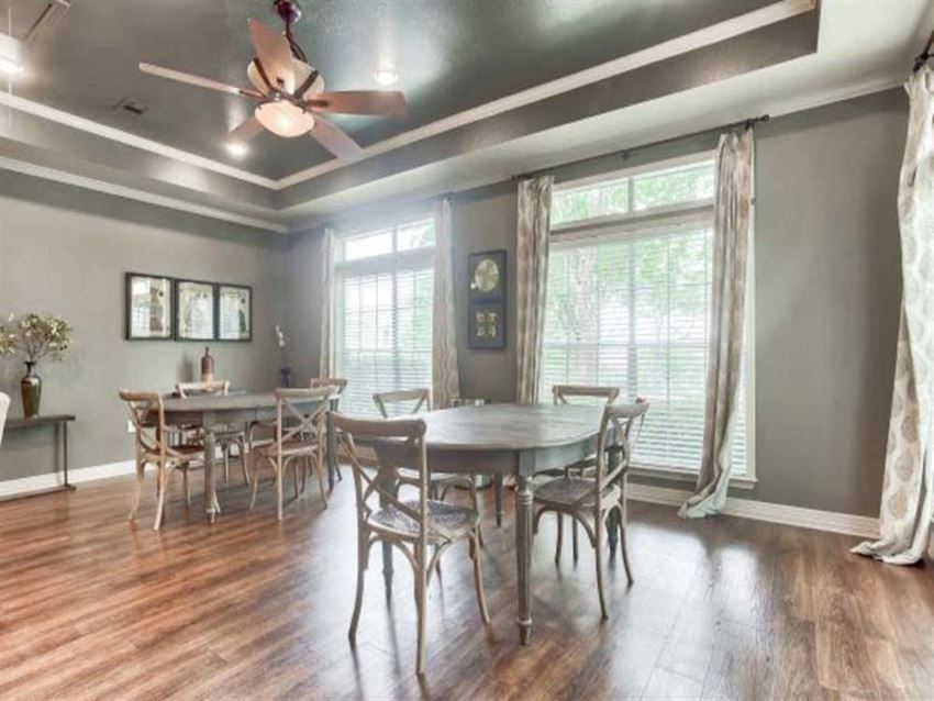 The BLVD At Medical Center Apartments, 4980 USAA Blvd., San Antonio, TX