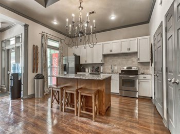 Community Kitchen - Photo Gallery 4