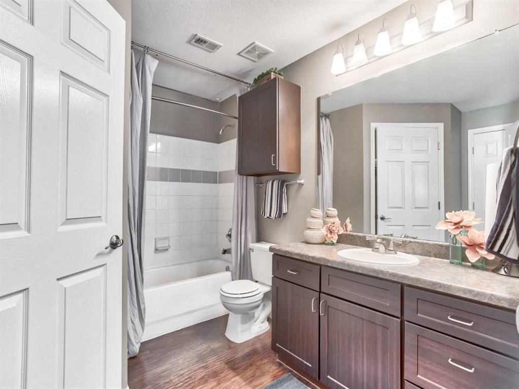 The BLVD At Medical Center Apartments