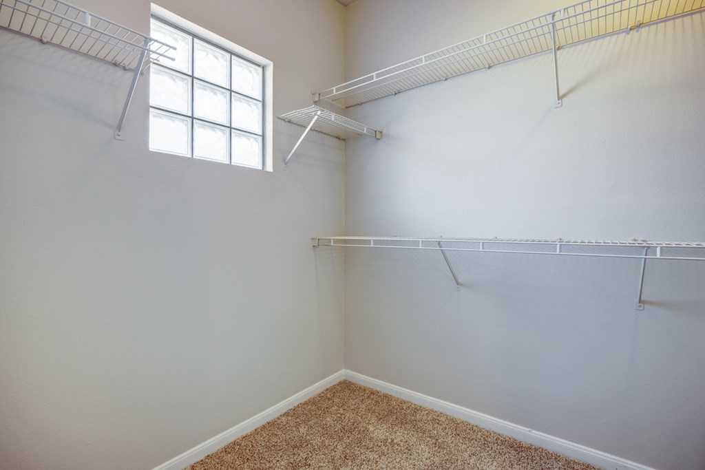 Walk-in closet