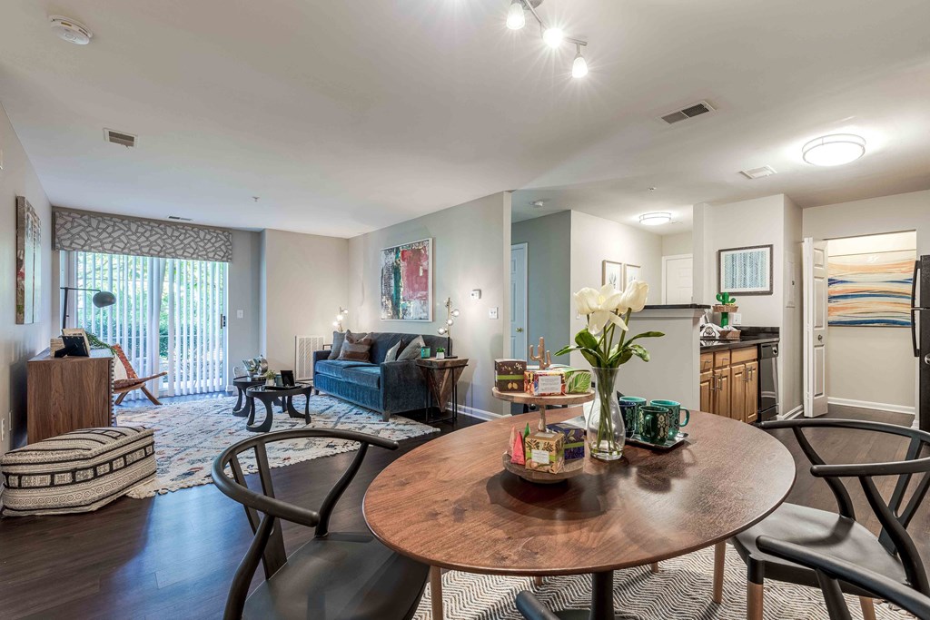 dining area with a round table