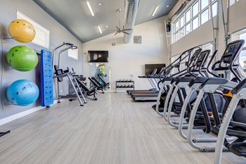 Fitness Center - Photo Gallery 3