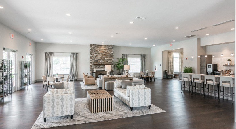 Leasing Center