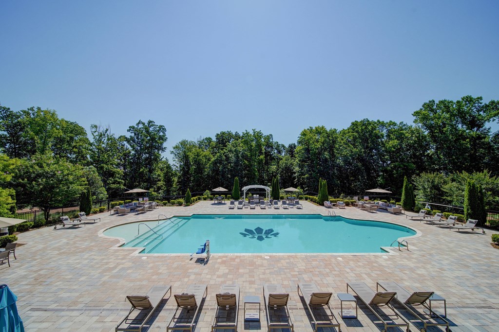 outdoor pool at apartment complex