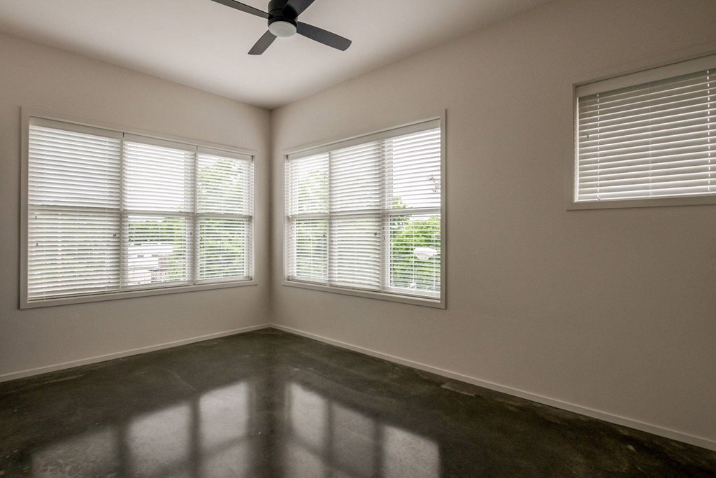 Ceiling Fan in Living Room at 2100 Acklen Flats, Tennessee