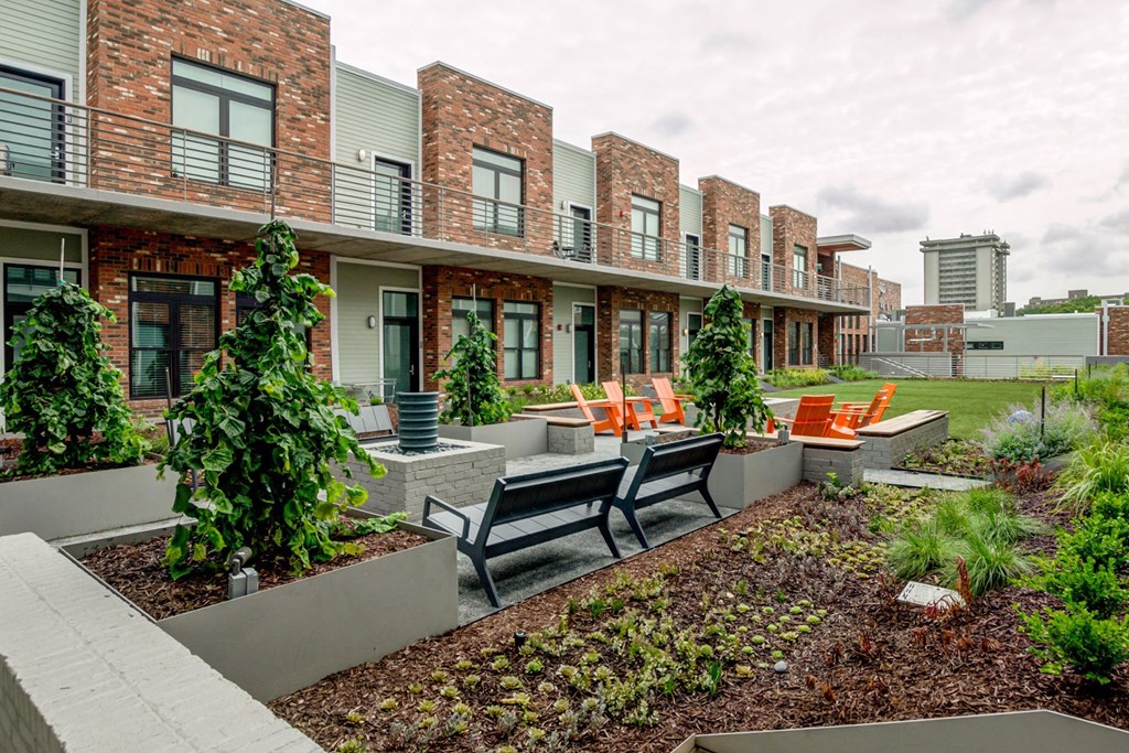 Community Garden at 2100 Acklen Flats, Nashville, Tennessee