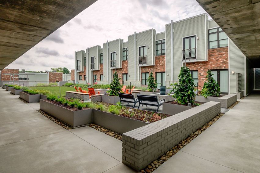 Exterior View Exterior View at 2100 Acklen Flats, Nashville, TN