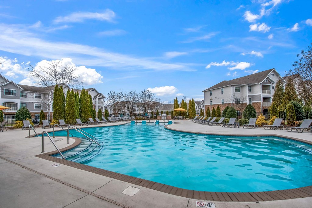 the swimming pool at the preserve at polk apartments