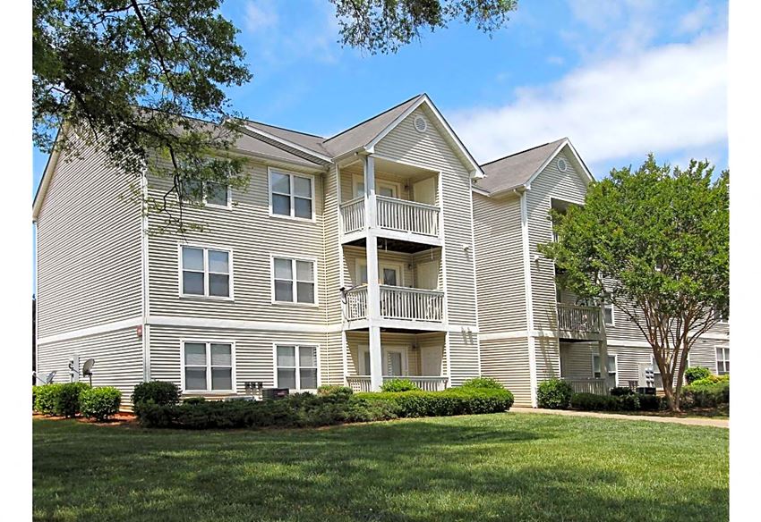 Stone Gate Apartments 950 Southwood Oaks Lane Charlotte Nc Rentcafe Stone Gate Apartments 950 Southwood Oaks Lane Charlotte Nc Rentcafe