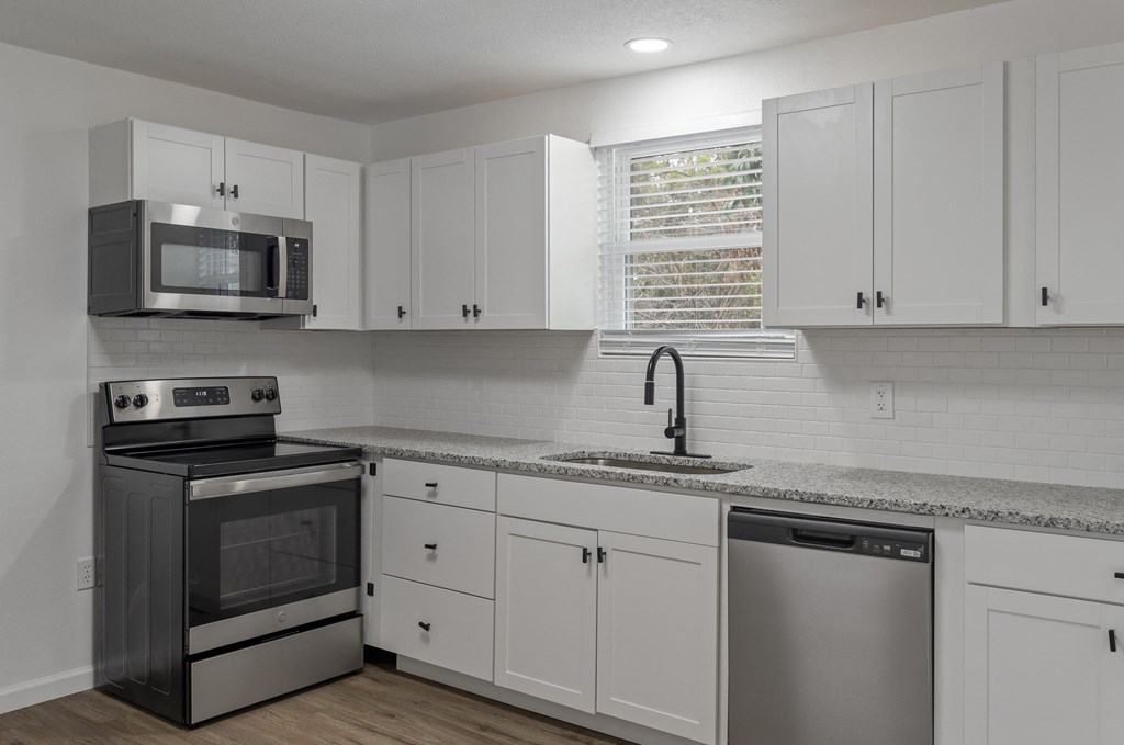 Clement Crossing Apartments