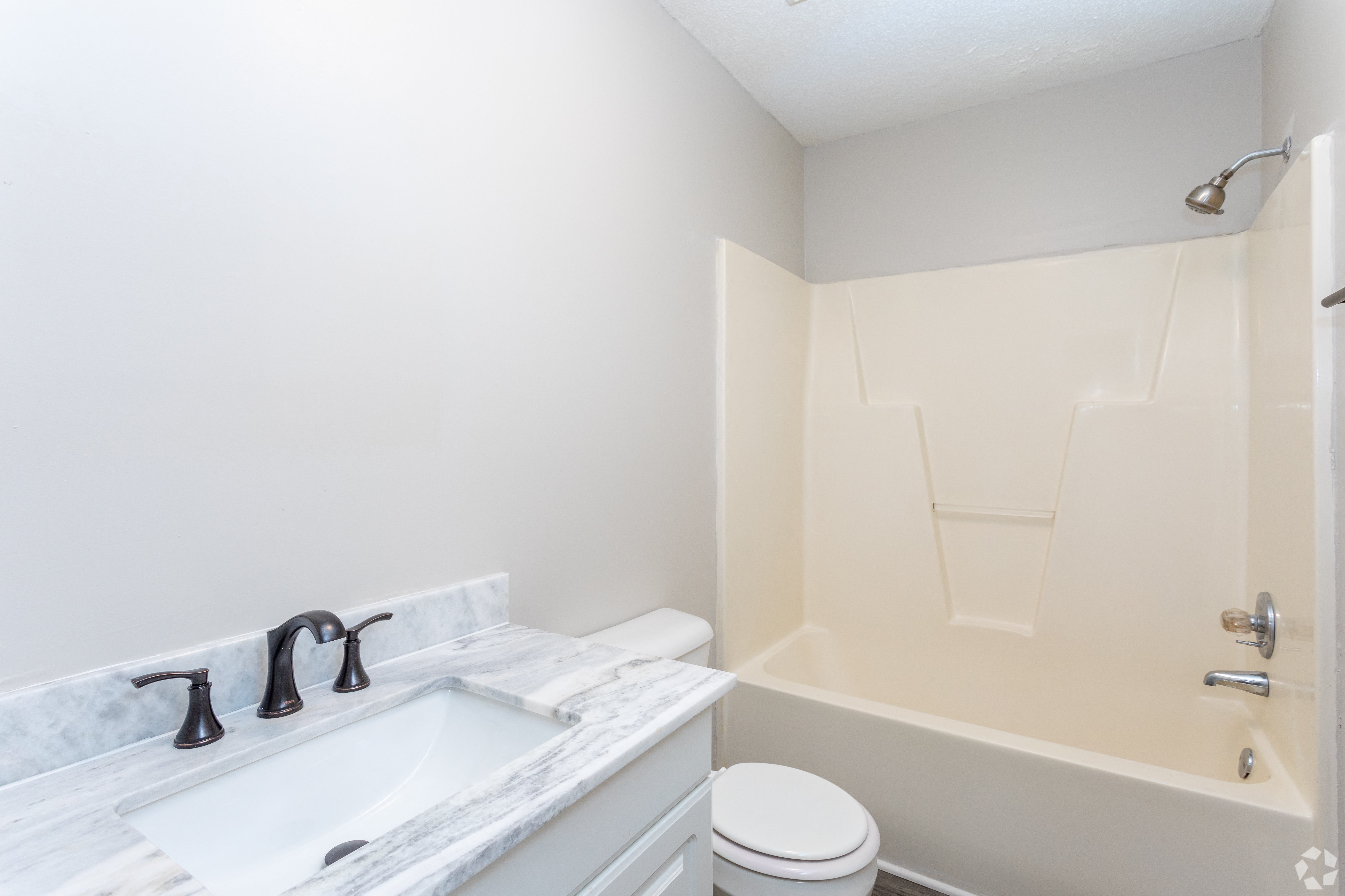 Arlington West Apartments