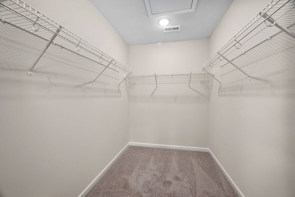 the preserve at ballantyne commons empty walk in closets with wire shelves