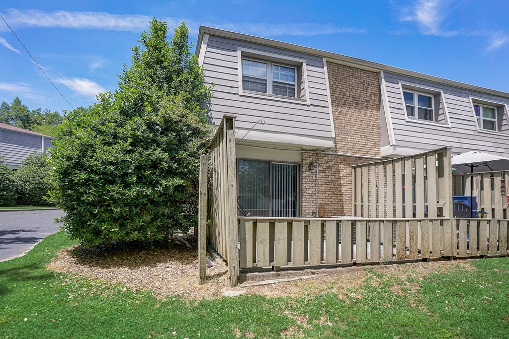 Chesney Woods Townhomes