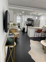 Studio apartment at The Palms On Main Apartments in Columbia