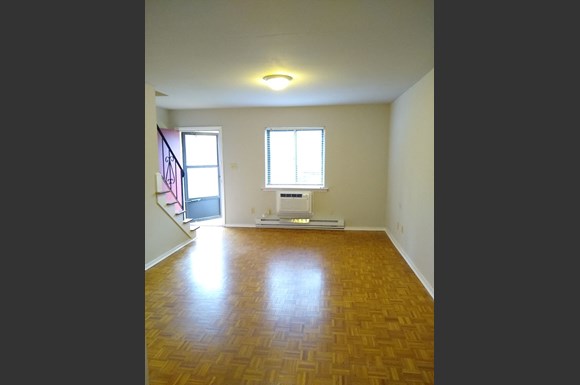 The Hideaway at Kingspark Apartments, 2431 Kingspark Drive, Charlotte