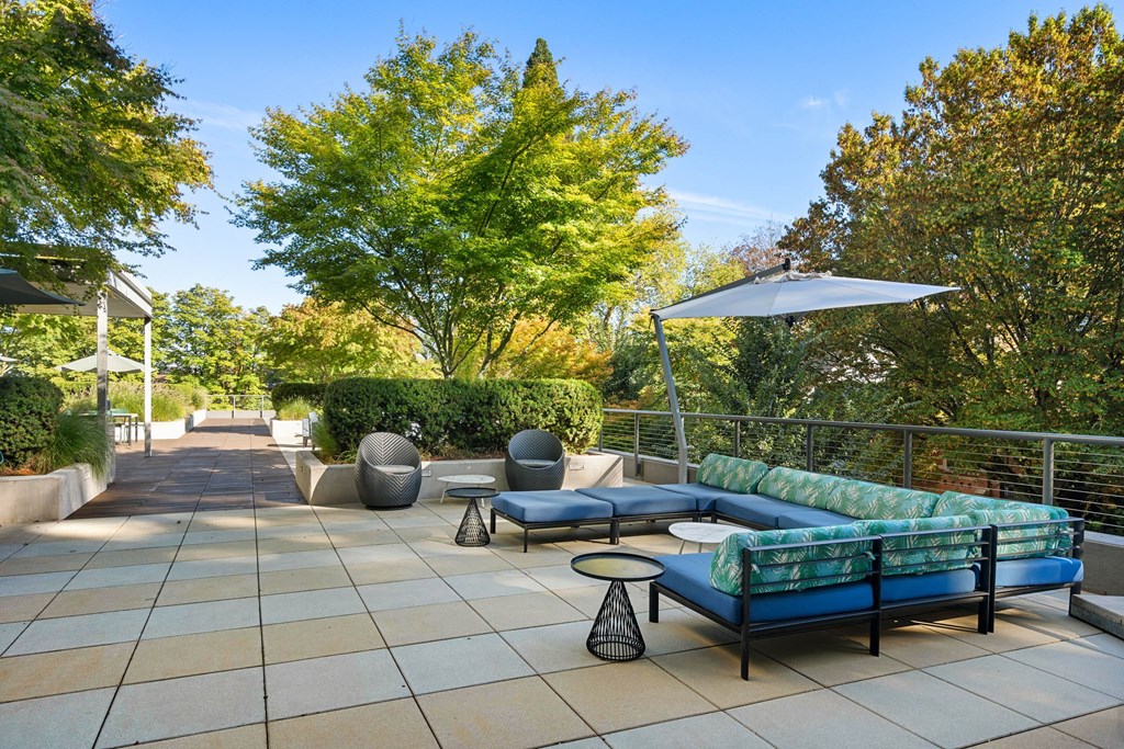 Terrace Patio at Vista St. Clair, Portland, OR, 97205