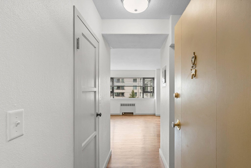 Hallway at Vista St. Clair, Portland