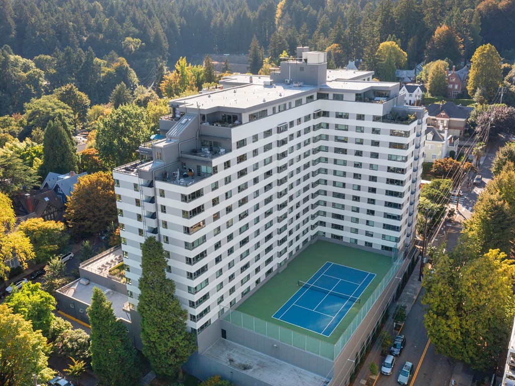 Aerial Building View at Vista St. Clair, Portland, OR