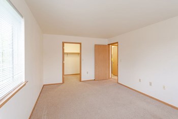 877 Arthur Drive 1-2 Beds Apartment for Rent - Photo Gallery 15