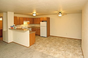 6832 Streblow Dr 2 Beds Apartment for Rent - Photo Gallery 18