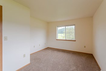 877 Arthur Drive 1-2 Beds Apartment for Rent - Photo Gallery 7