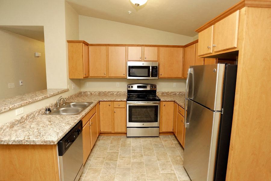 PLANK ROAD ESTATES Apartments photo
