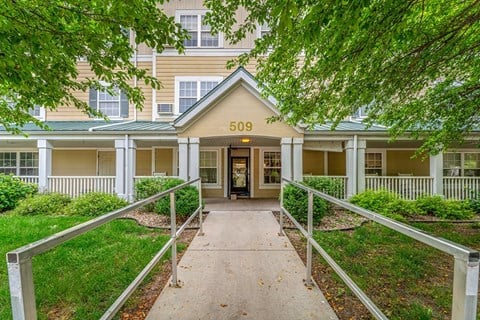 The image shows a building with the number 509 on it.