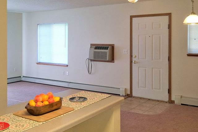 ARBOR GLEN APARTMENTS