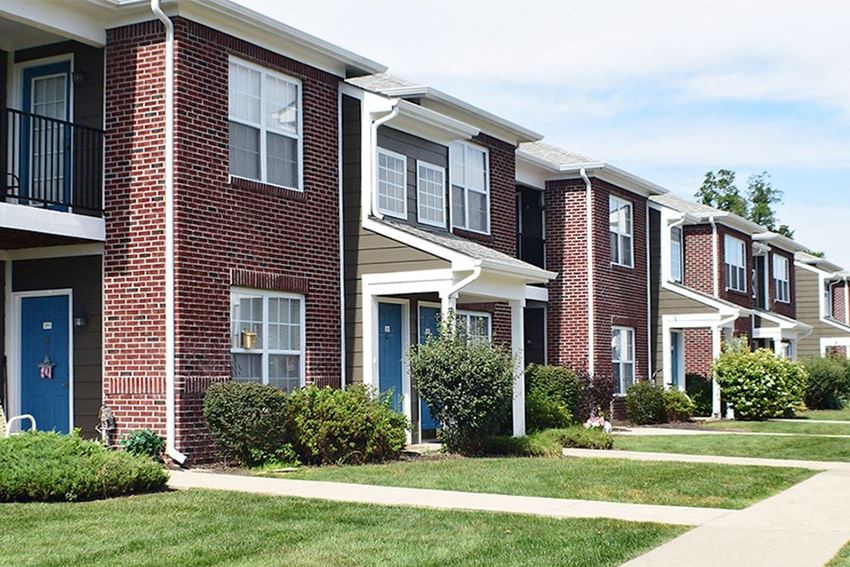 THE VILLAGE AT FLATROCK Apartments, 1830 N FLATROCK RIVER DR, RUSHVILLE