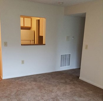 2156 Harshman Rd 2-3 Beds Apartment for Rent - Photo Gallery 7