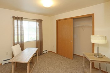 560C Fenton Street #27 1-2 Beds Apartment for Rent - Photo Gallery 7