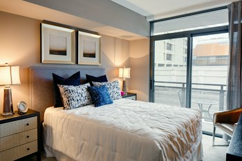 44 Maryland Avenue Studio-2 Beds Apartment for Rent - Photo Gallery 4