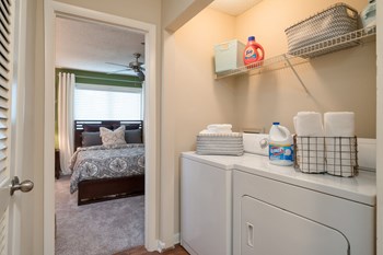 Model Apartment Bedroom and Laundry - Photo Gallery 7