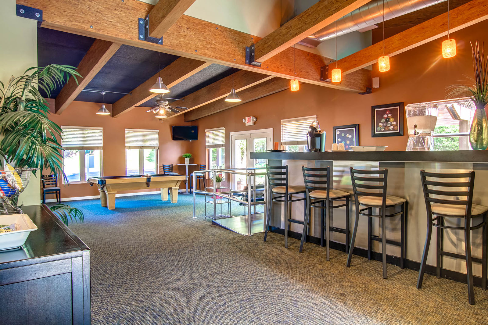 Recreation Room with Coffee Bar at Madison Rockwood, Missouri