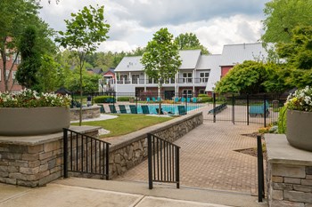 Courtyard View of Pool - Photo Gallery 21