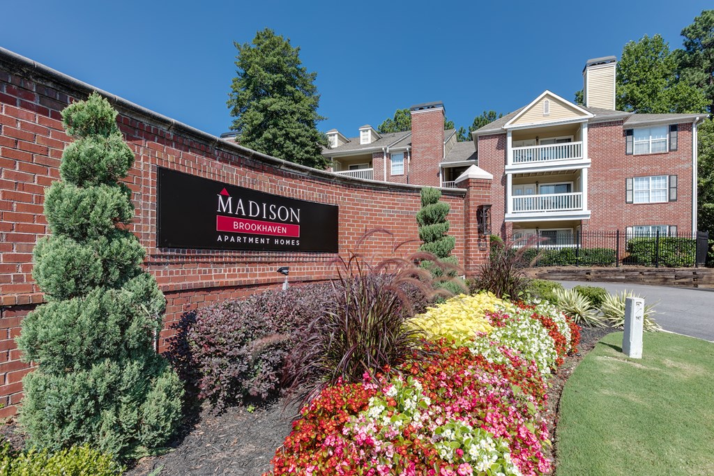 the building where the hotel is located