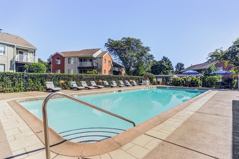 390 Brittany Ct 2 Beds Apartment for Rent