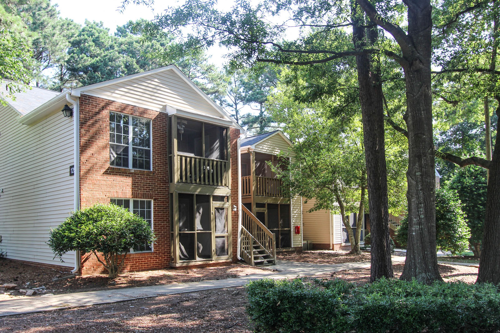 Madison Hunters Glen Apartments, 100 Hunt Club Lane, Raleigh, NC RentCafe