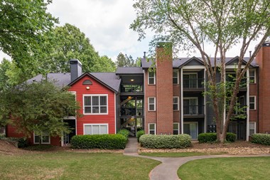 2696 N Druid Hills Rd NE 1-3 Beds Apartment for Rent - Photo Gallery 1