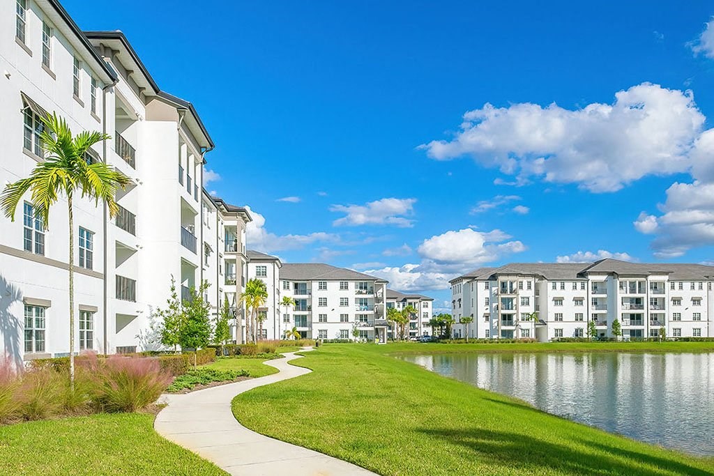 walking and jogging paths at Inspira, Naples, Florida