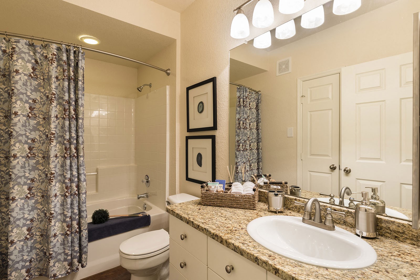 Madison Gateway Apartments, 500 Trinity Lane North, St. Petersburg, FL