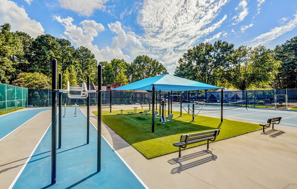 outdoor gym at Madison Hunters Glen, Raleigh, NC