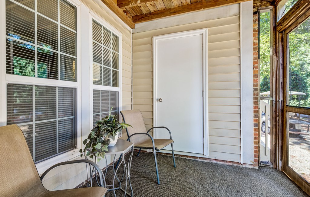 screened in patio at Madison Hunters Glen, Raleigh