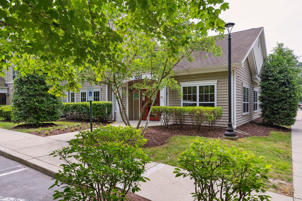 Cambridge Commons Clubhouse