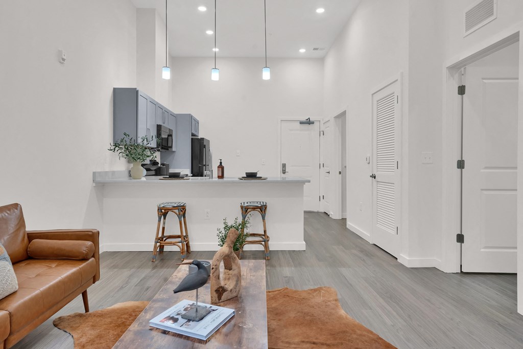 Open concept living and dining at Highland Terrace apartments located in Richmond's Highland Park neighborhood