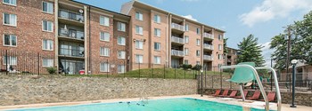 Oxford Manor Apartments - Photo Gallery 3