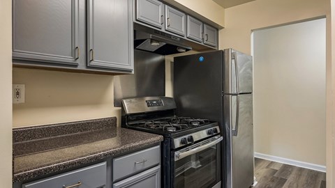 2607 Bowen Rd SE 1-2 Beds Apartment for Rent