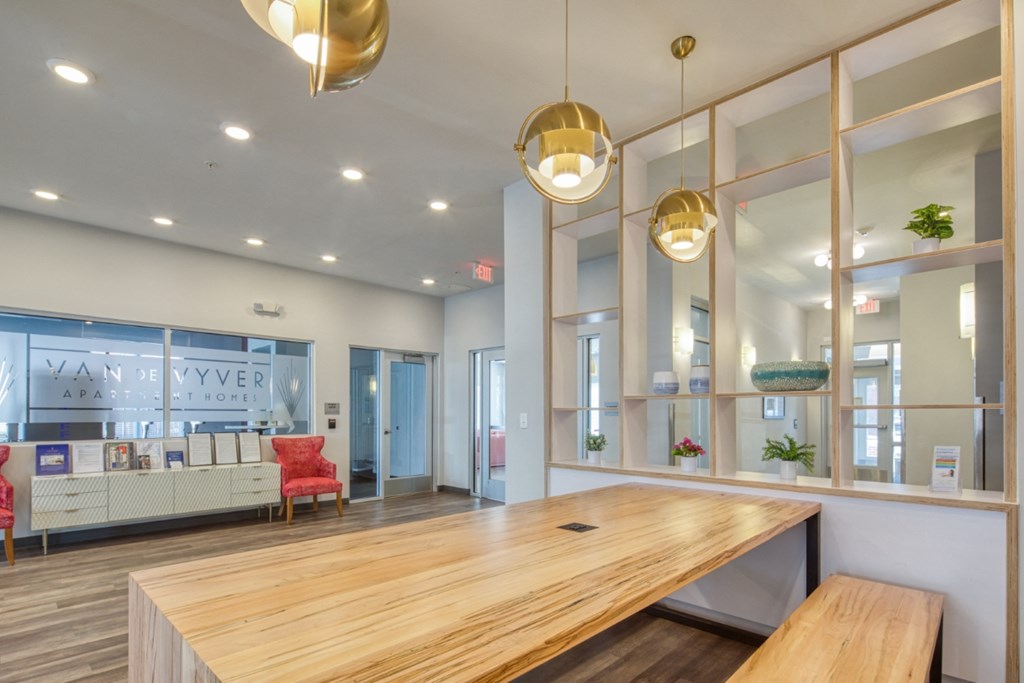 Van de Vyver Common Area