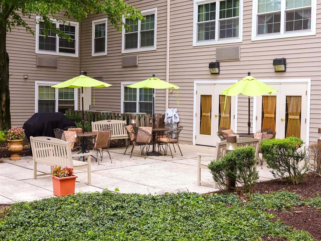 Park View at Catonsville Patio