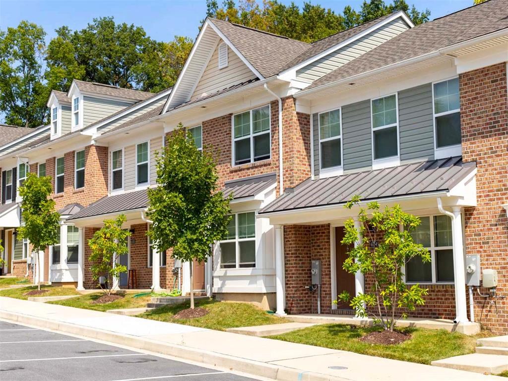Hollins Station Apartments, 4315 Tucker Circle, Halethorpe, MD RentCafe